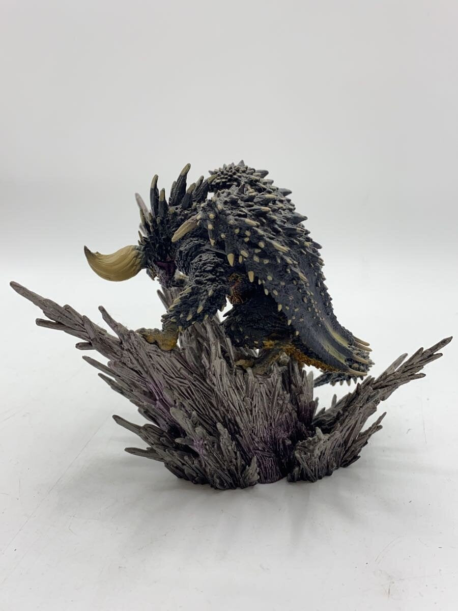 CAPCOM Figure