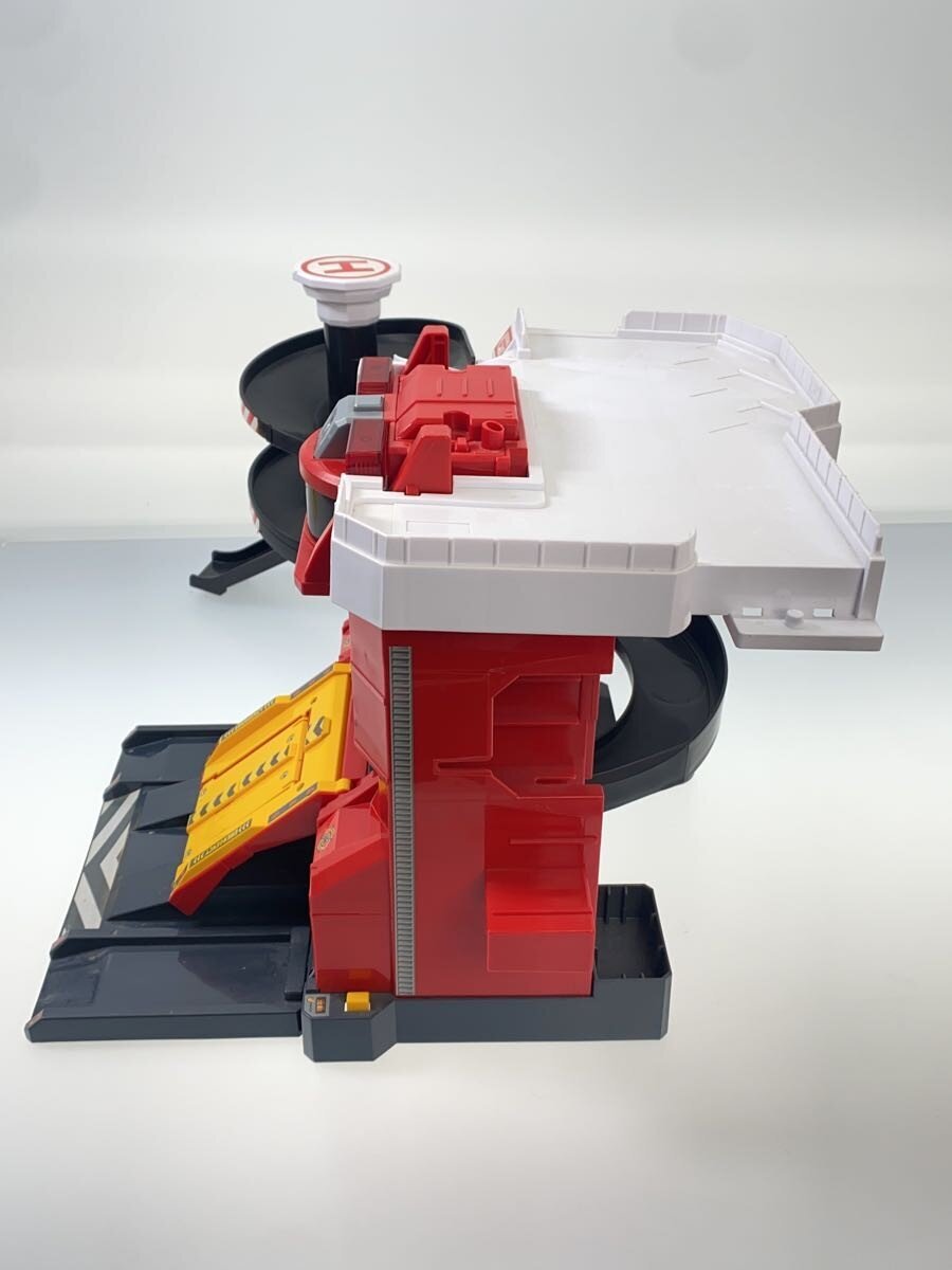TAKARA TOMY Tomica Town Transforming Fire Station (Wireless Dispatch) - Parts Missing