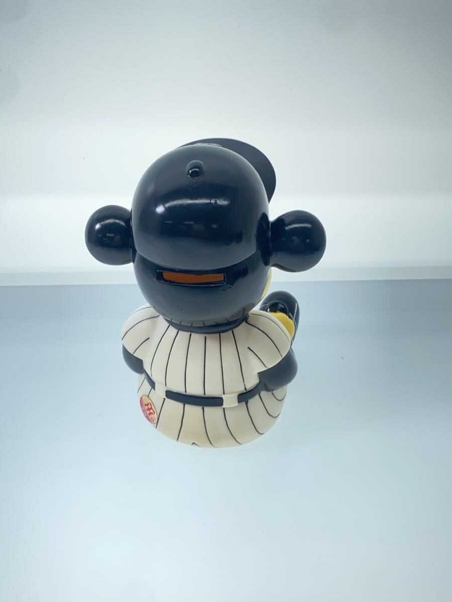 Torakky Soft Vinyl (Sofubi) Coin Bank — Other Brand