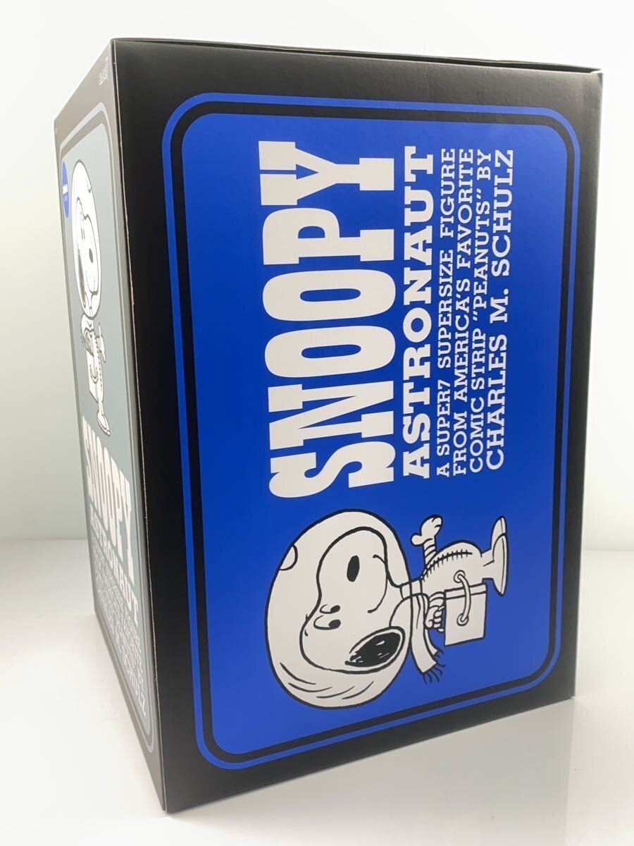 ATMOS SNOOPY Figure (atmos limited 150) Silver Spacesuit