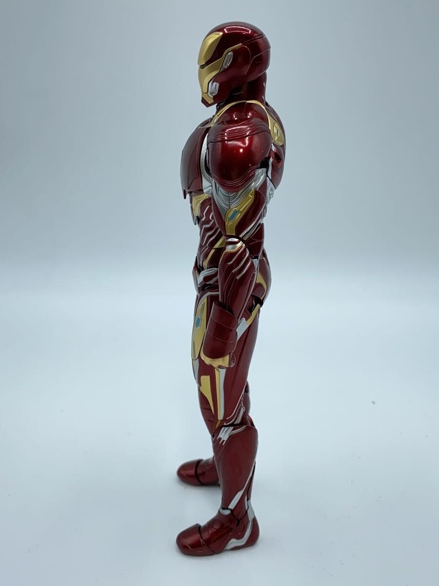 threezero DLX Iron Man MARK L Figure