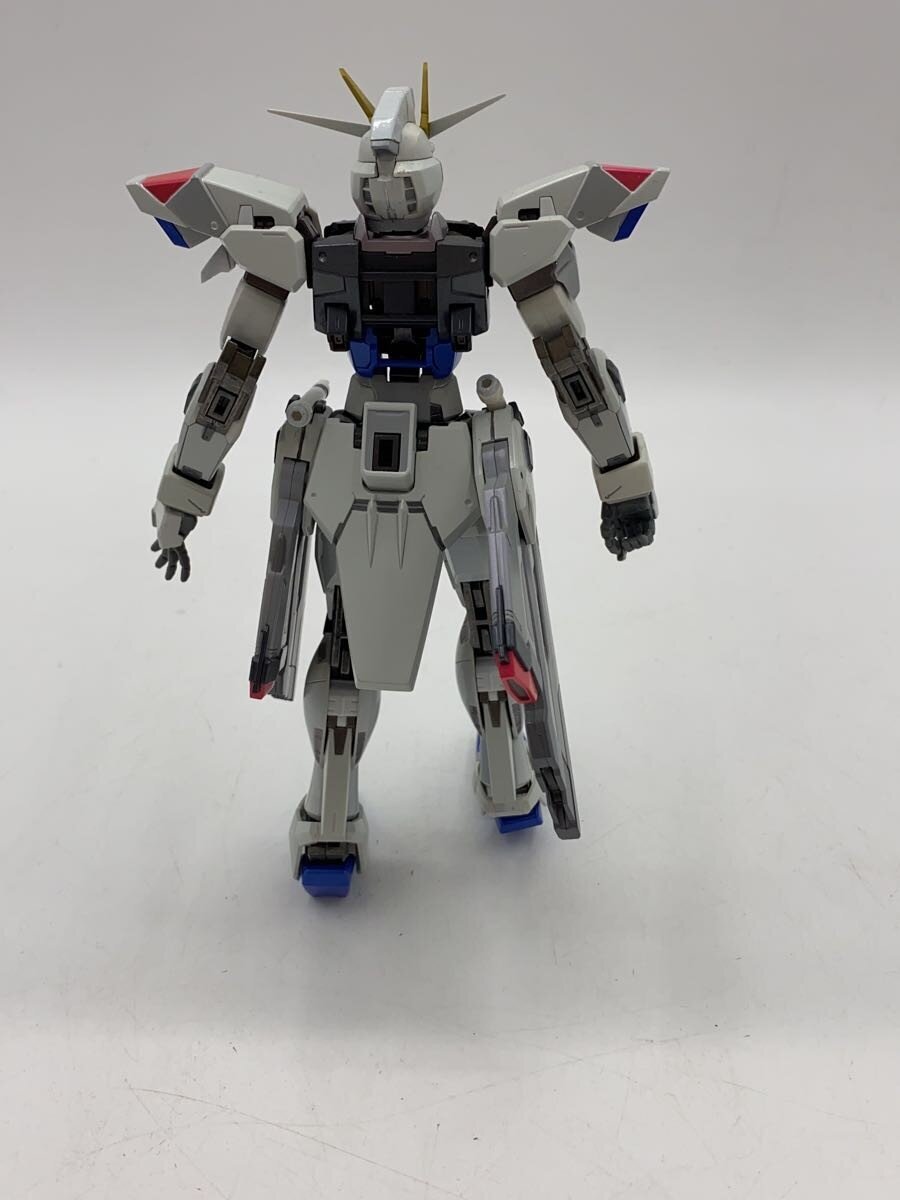 BANDAI METAL BUILD Freedom Gundam COMCEPT2