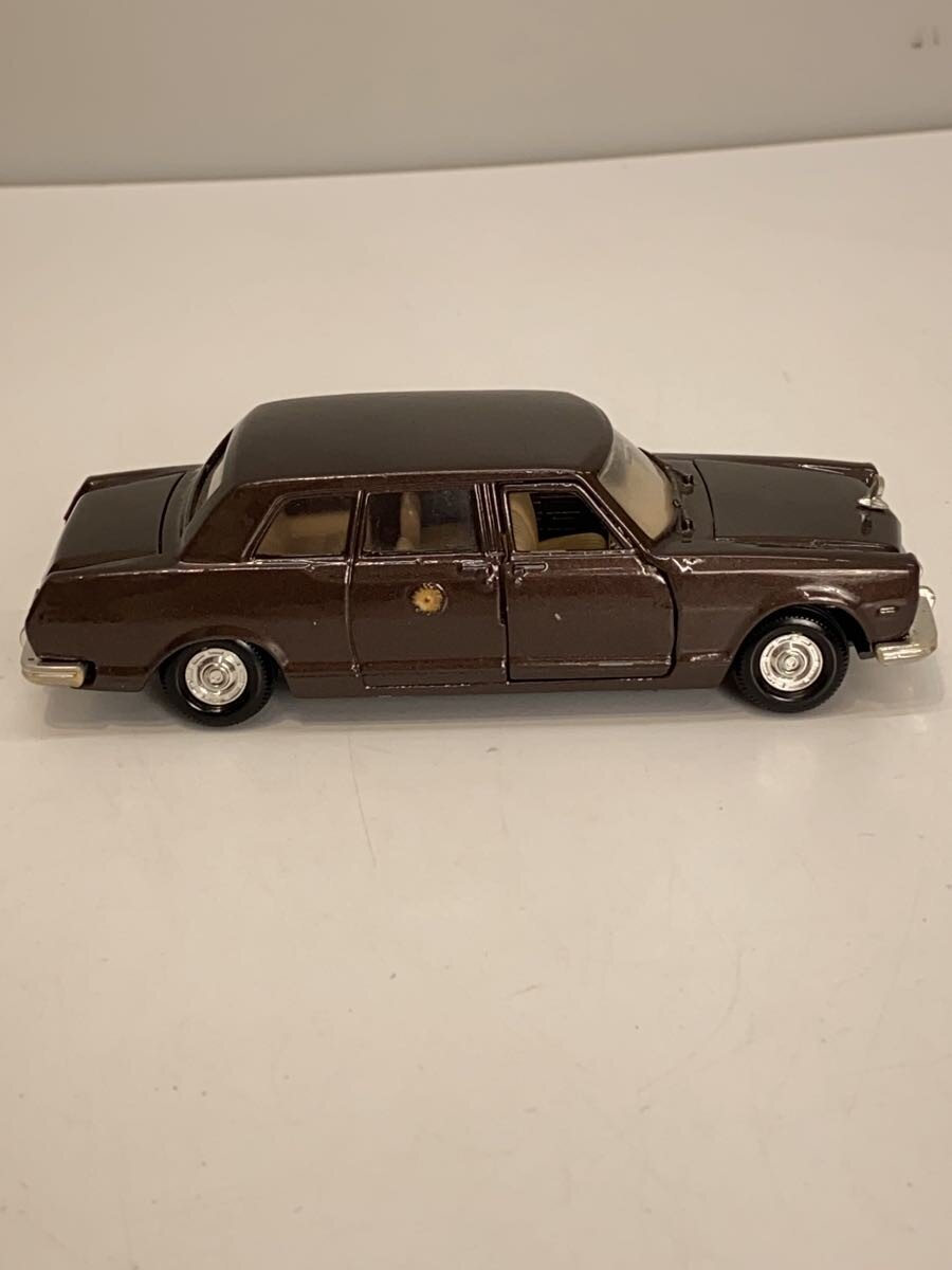 Yonezawa Toys BRW Nissan Royal G-26 Mini Car