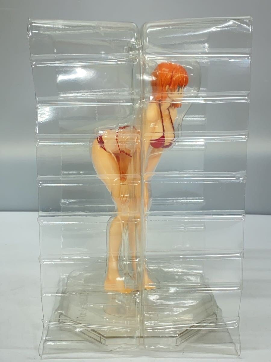 Mega House Nami Figure Ver. RED (Comic & Anime)