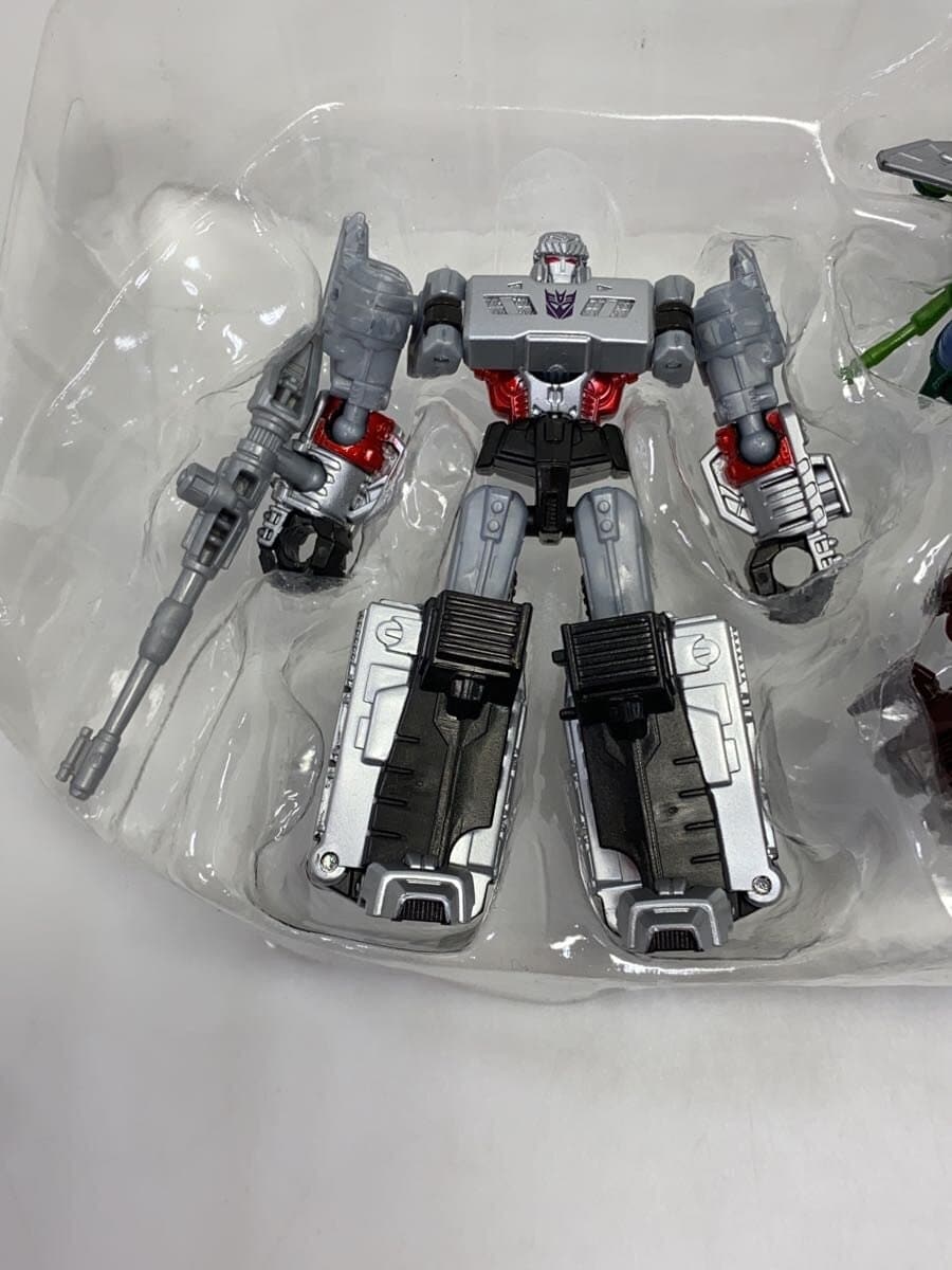 TAKARA TOMY TG-28 Megatron & Starscream - Transformers Generations
