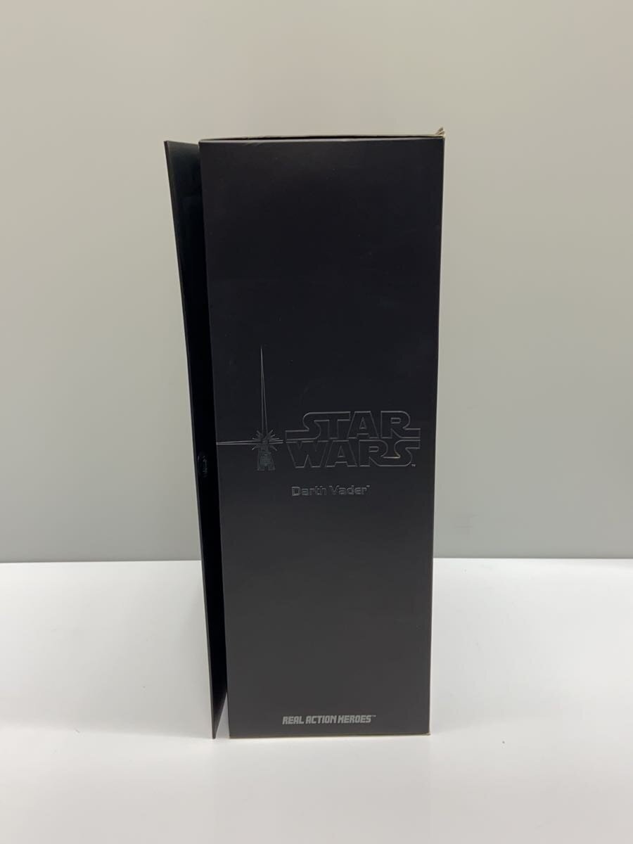 MEDICOM TOY REAL ACTION HEROES 1/6 Star Wars Darth Vader (box shows wear)