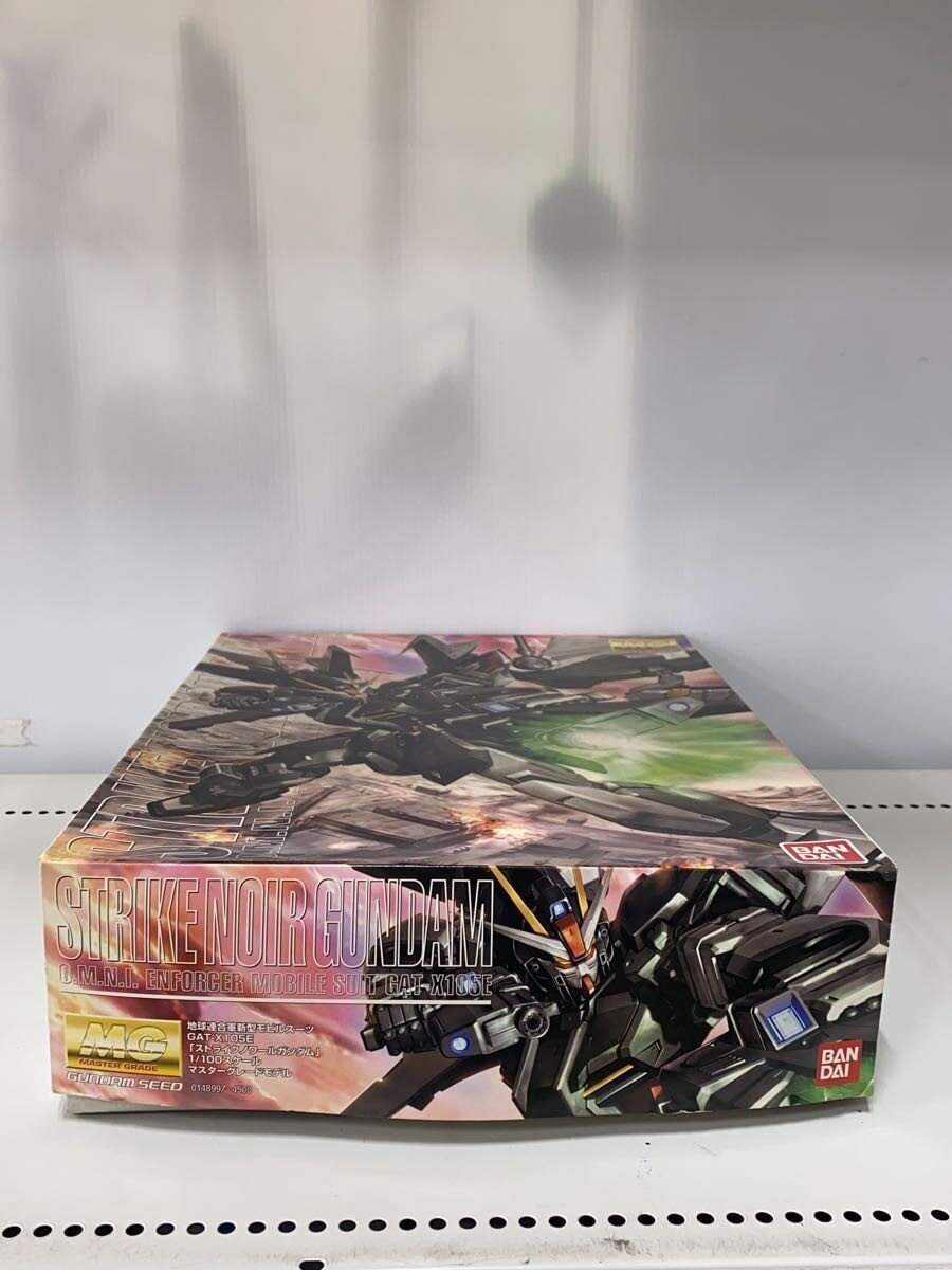 BANDAI 1/100 MG GAT-X105E Strike Noir Gundam (Mobile Suit Gundam SEED)