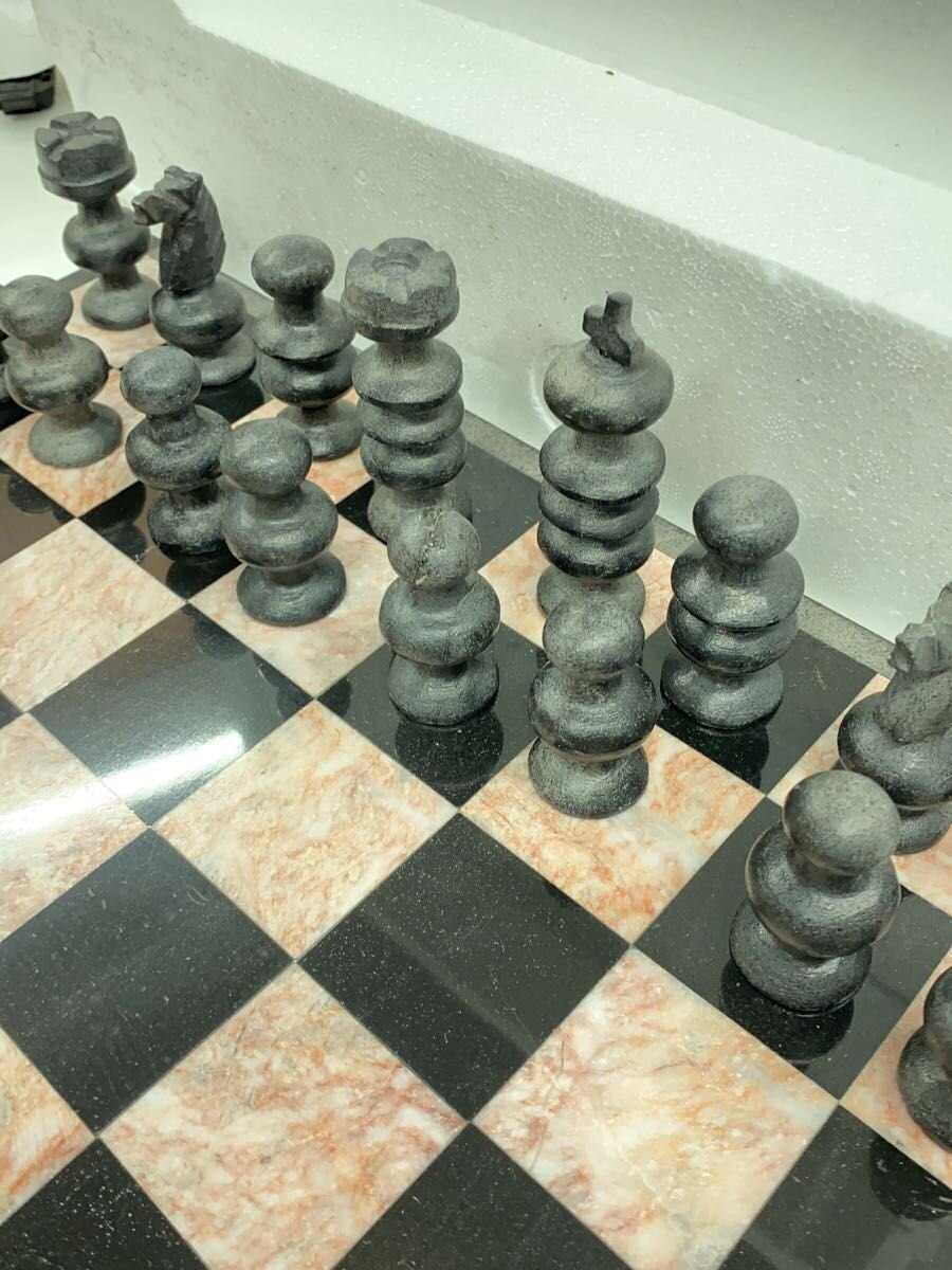 Other Brand Marble Chess Set (Pink)