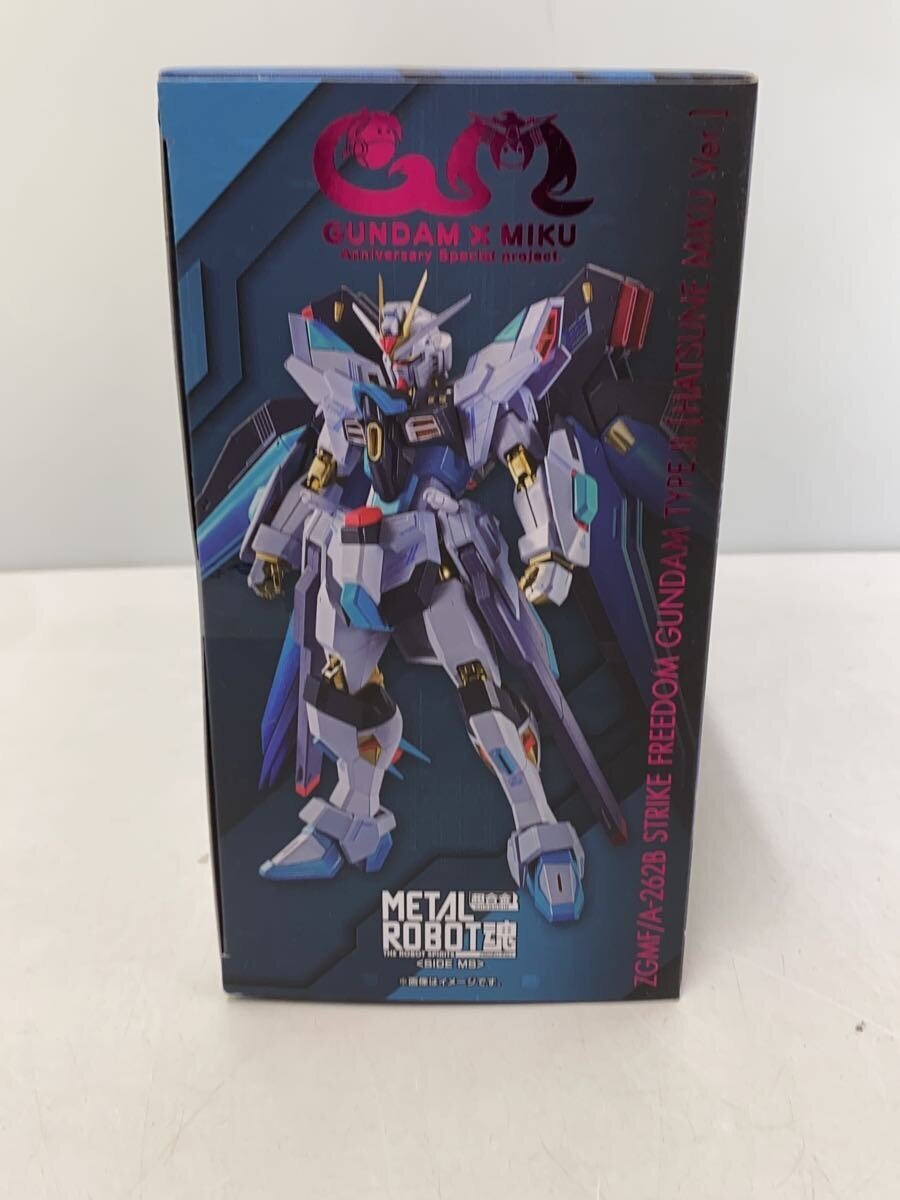 BANDAI SPIRITS × Hatsune Miku METAL ROBOT Tamashii Strike Freedom Gundam II [Hatsune Miku Ver.]