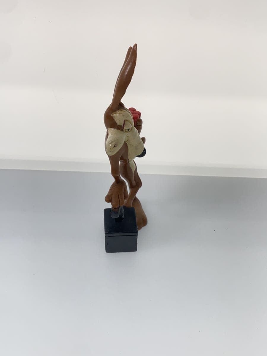 Coyote Figure (Other Brand)
