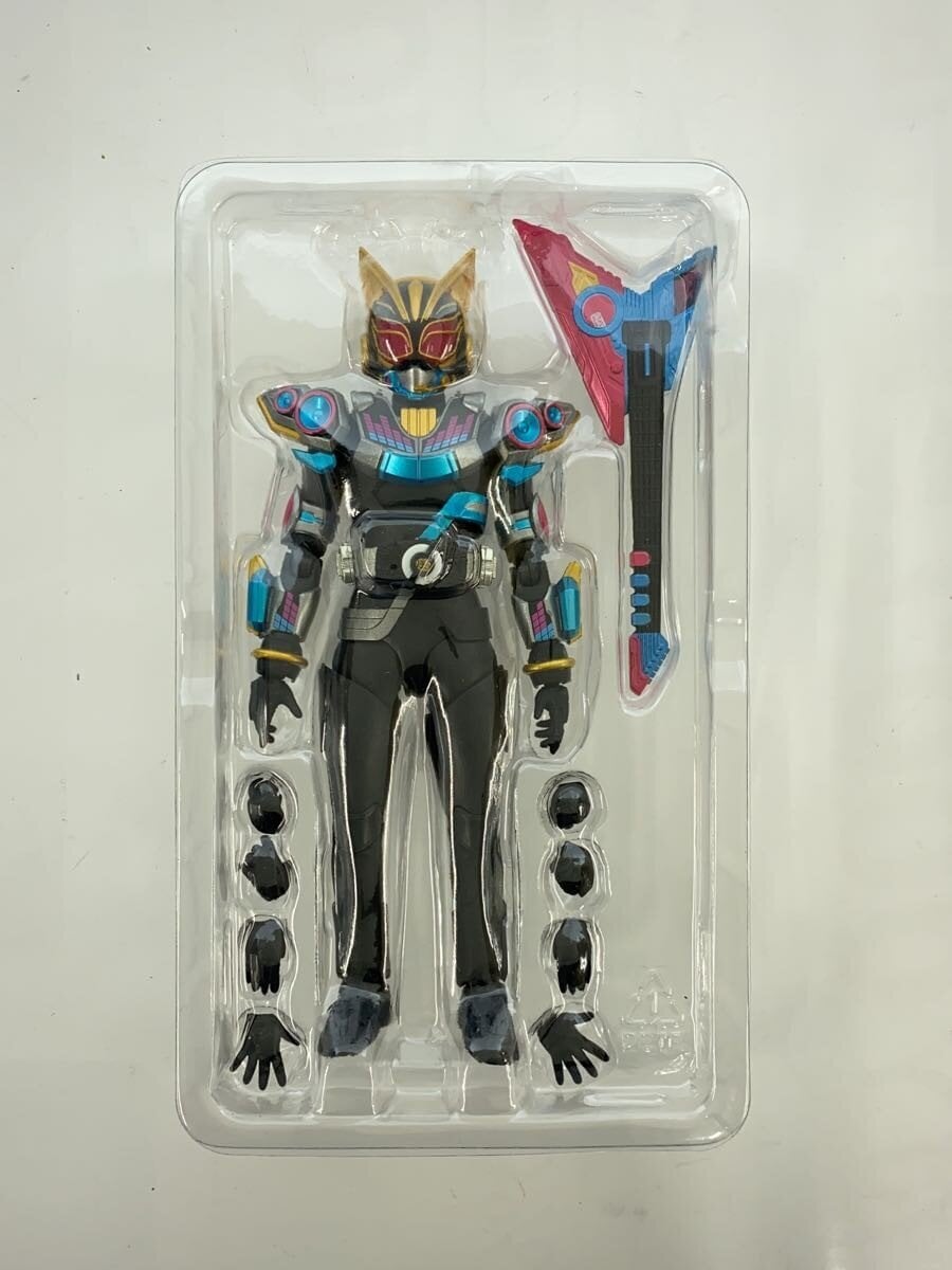 BANDAI SPIRITS S.H.Figuarts Kamen Rider Geats & Na-go Beat Form (Tamashii Web Shop Exclusive)