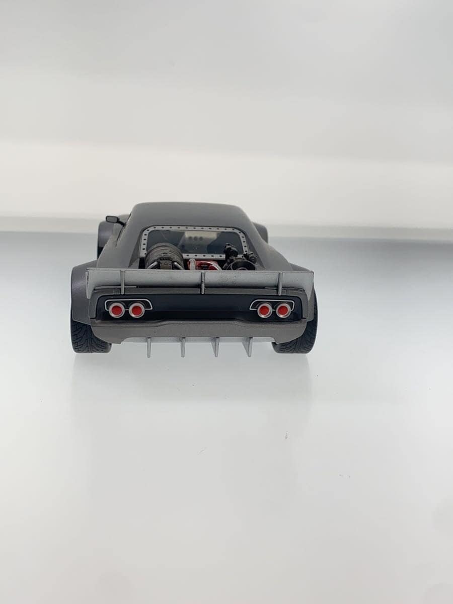 JADA TOYS 1:24 Die-Cast Ice Charger Dominic (JADA98291)