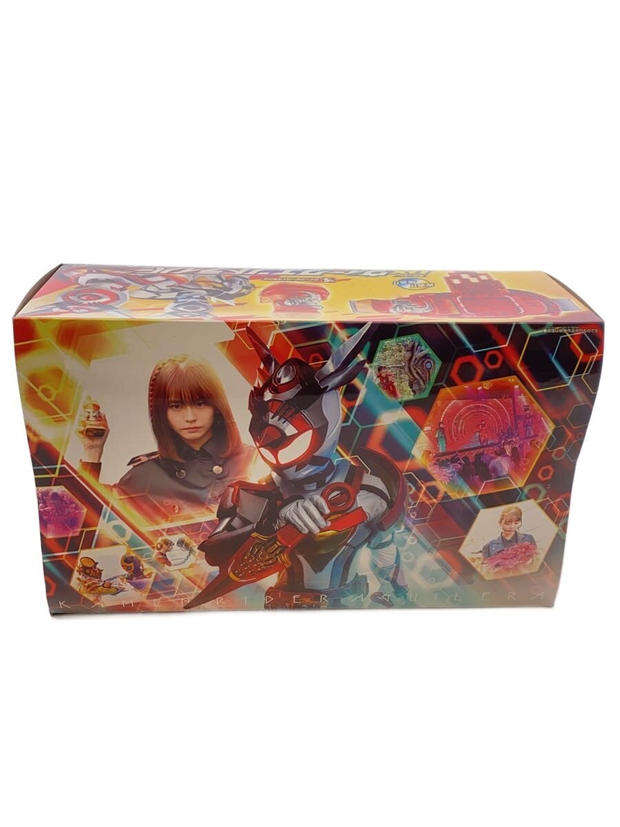 BANDAI DX Weekend Driver / Kamen Rider Revice