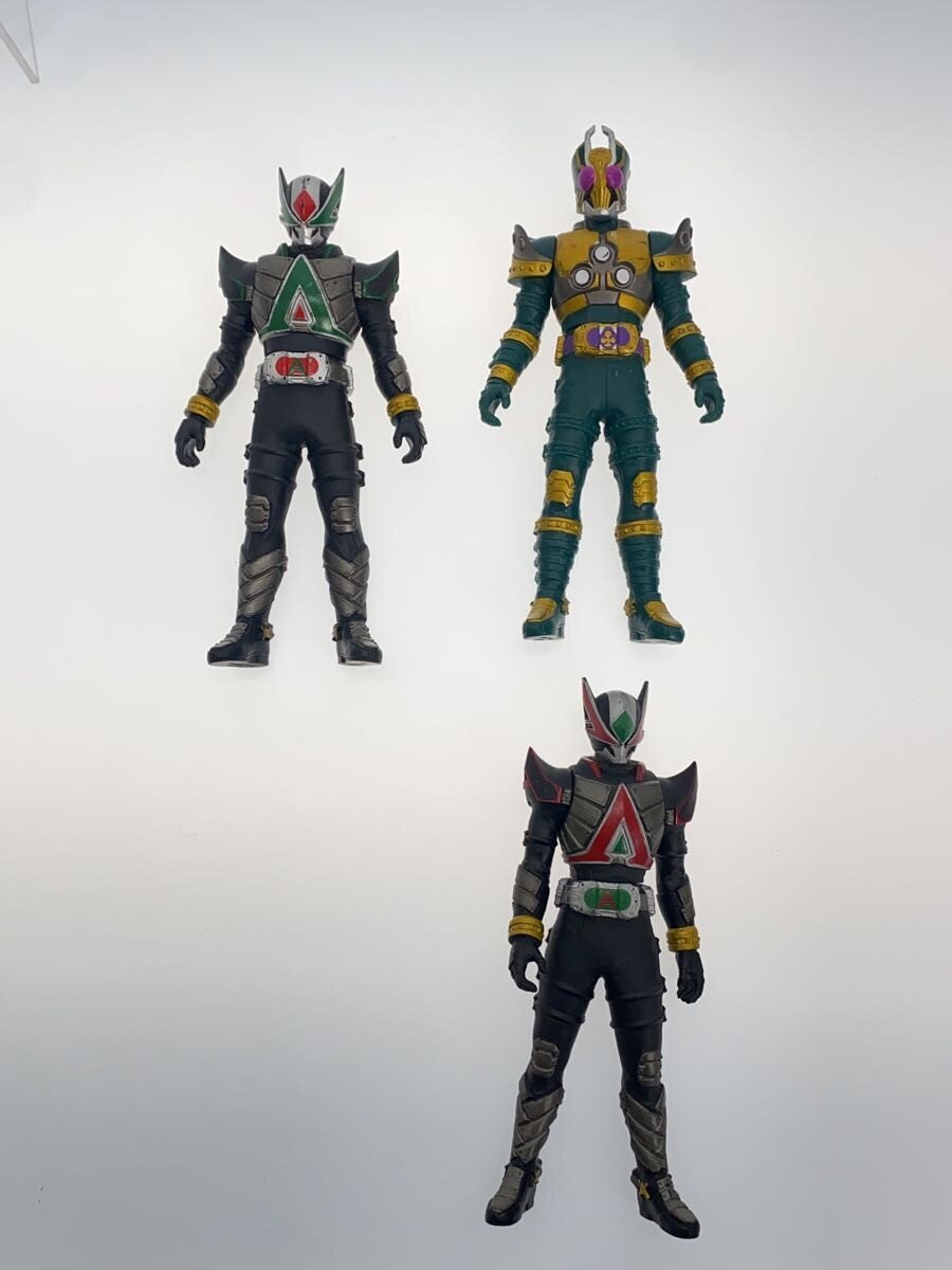Various Brands Sofubi Kamen Rider Blade (MASKEDRIDERBLADE) - Lot of 11