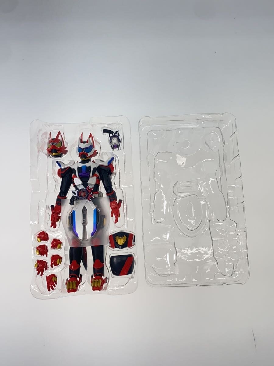 BANDAI SPIRITS S.H.Figuarts Kamen Rider Geats Laser Boost Form & Boost Form Mark II