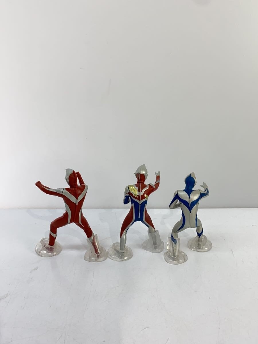 BANDAI Ultimate Luminus Premium Ultraman No.8