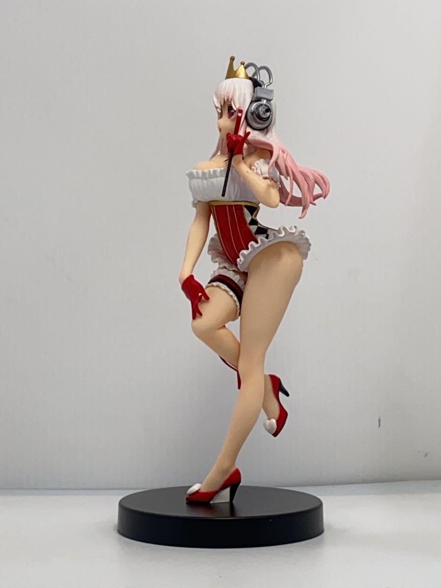 FURYU Figure: Super Sonico (Sonico-chan and the Fairy Tale) Queen of Hearts