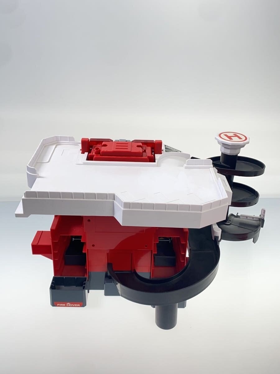 TAKARA TOMY Tomica Town Transforming Fire Station (Wireless Dispatch) - Parts Missing