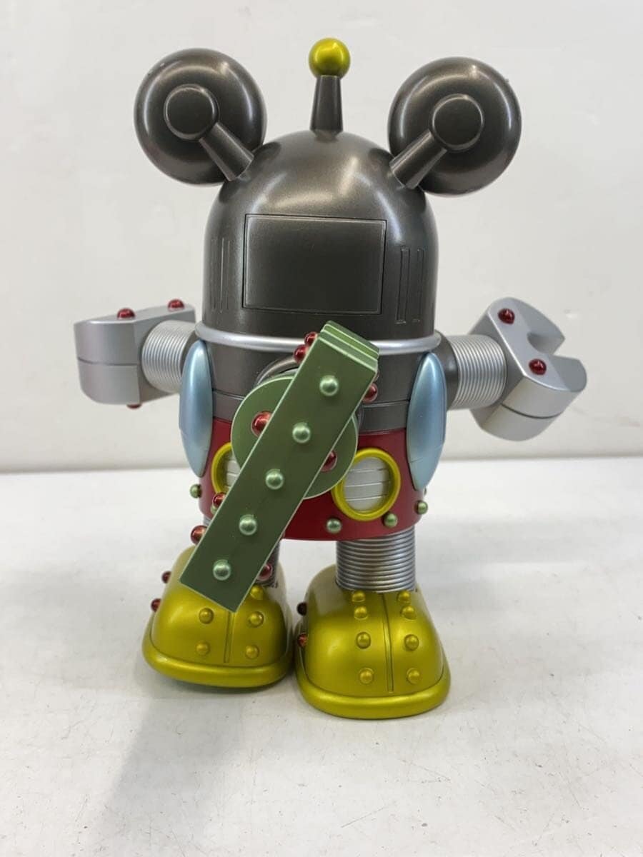 TAKARA TOMY Figure