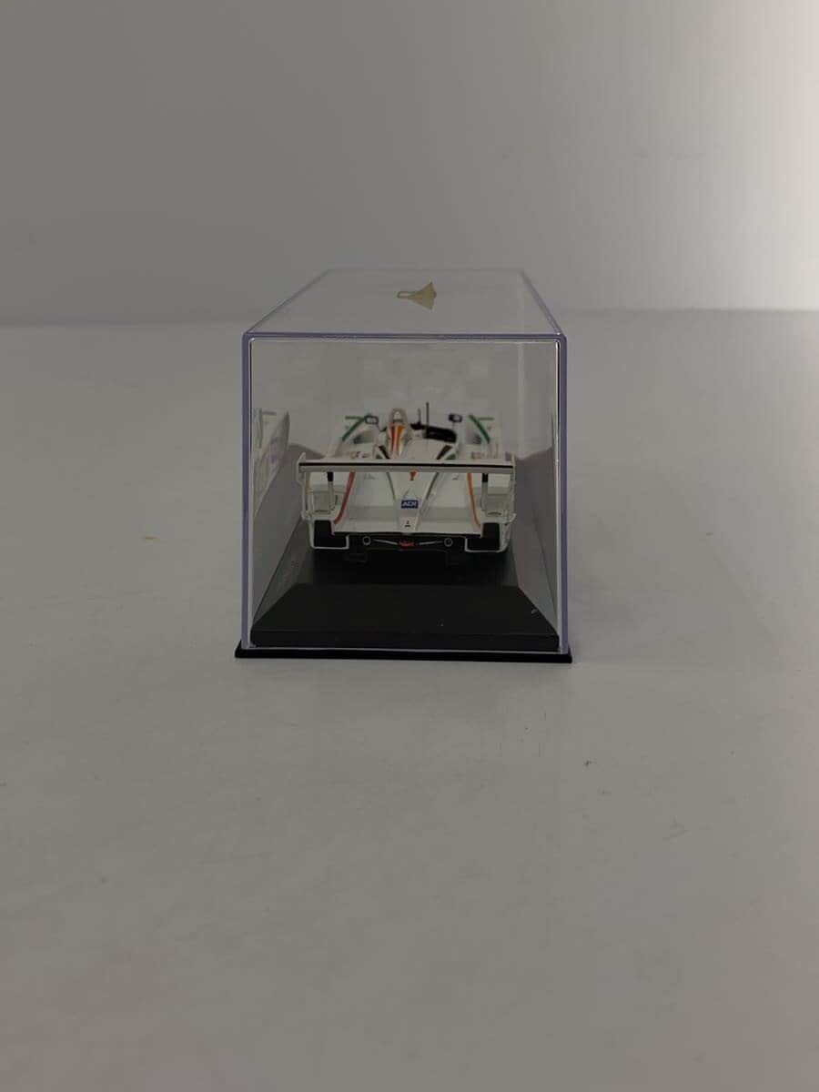 MINICHAMPS Audi R8 24H Le Mans 2003 Die-cast Car White 400 031306