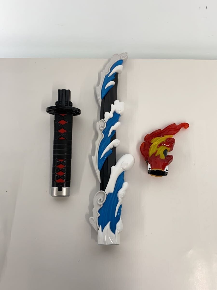 BANDAI DX Nichirin Sword (Demon Slayer) (opened)