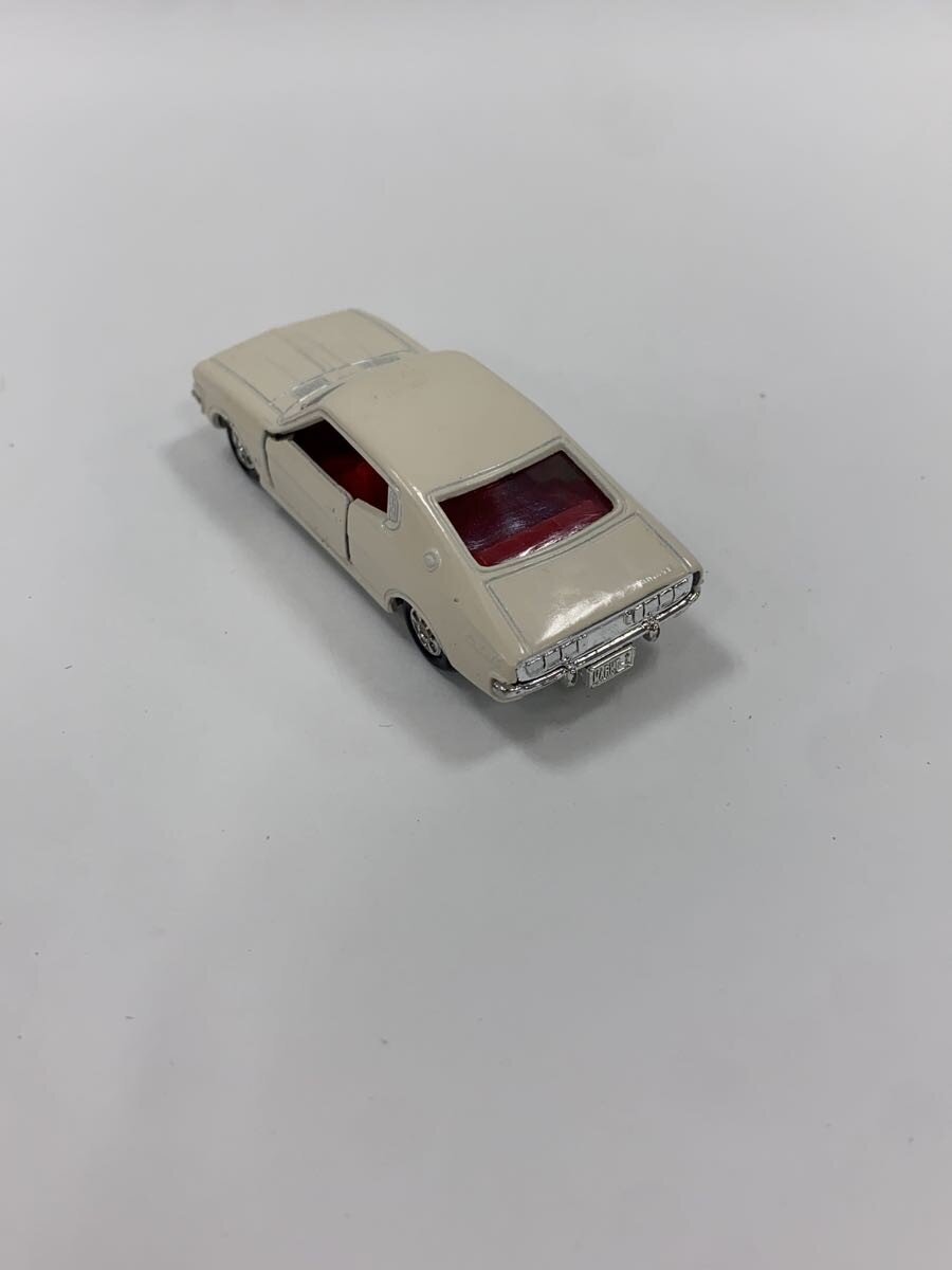 TAKARA TOMY Tomica No.82 Nissan Skyline 2000GT-X Mini Car