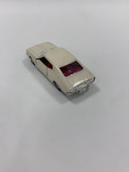 TAKARA TOMY Tomica No.82 Nissan Skyline 2000GT-X Mini Car