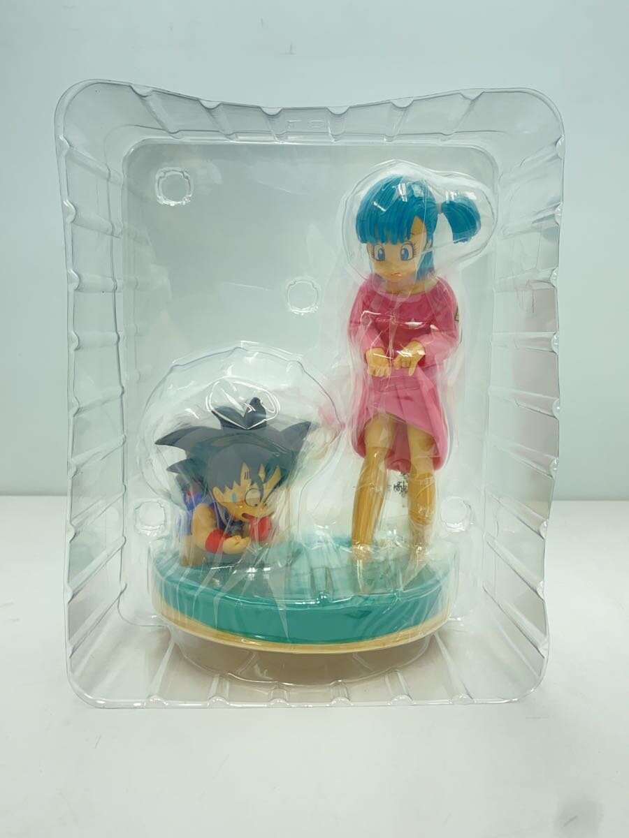 BANDAI SPIRITS Goku & Bulma Revible Moment Figure