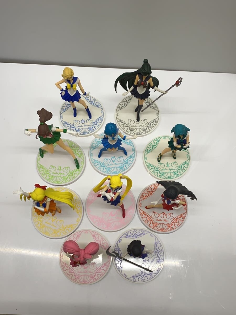 Other-brand Figures (Set of 10)