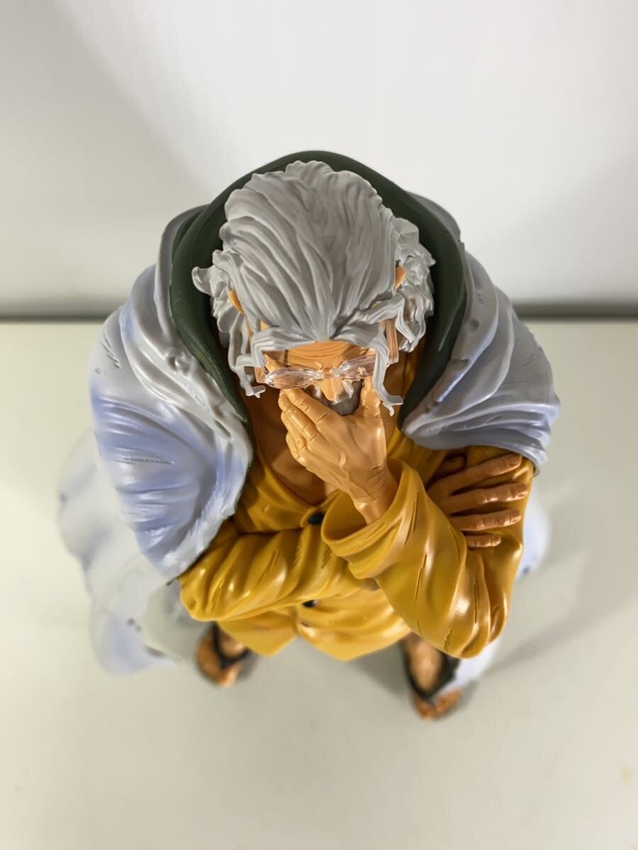BANDAI SPIRITS Silvers Rayleigh Figure
