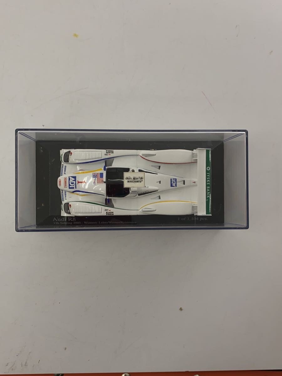 MINICHAMPS Mini Car WHT 400 051301