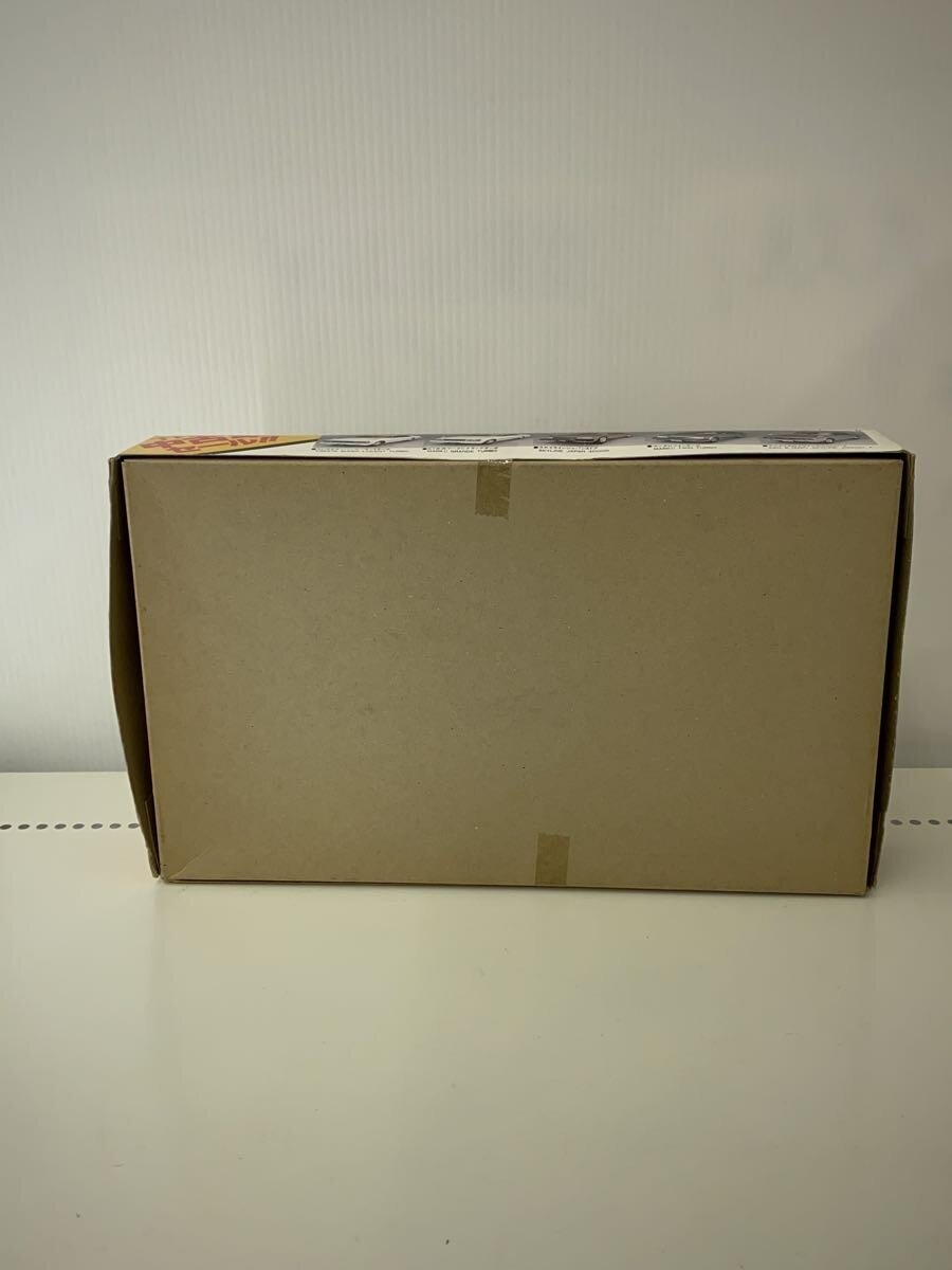 Other Brand LS Plastic Model Car - Skyline 4-Door Sedan