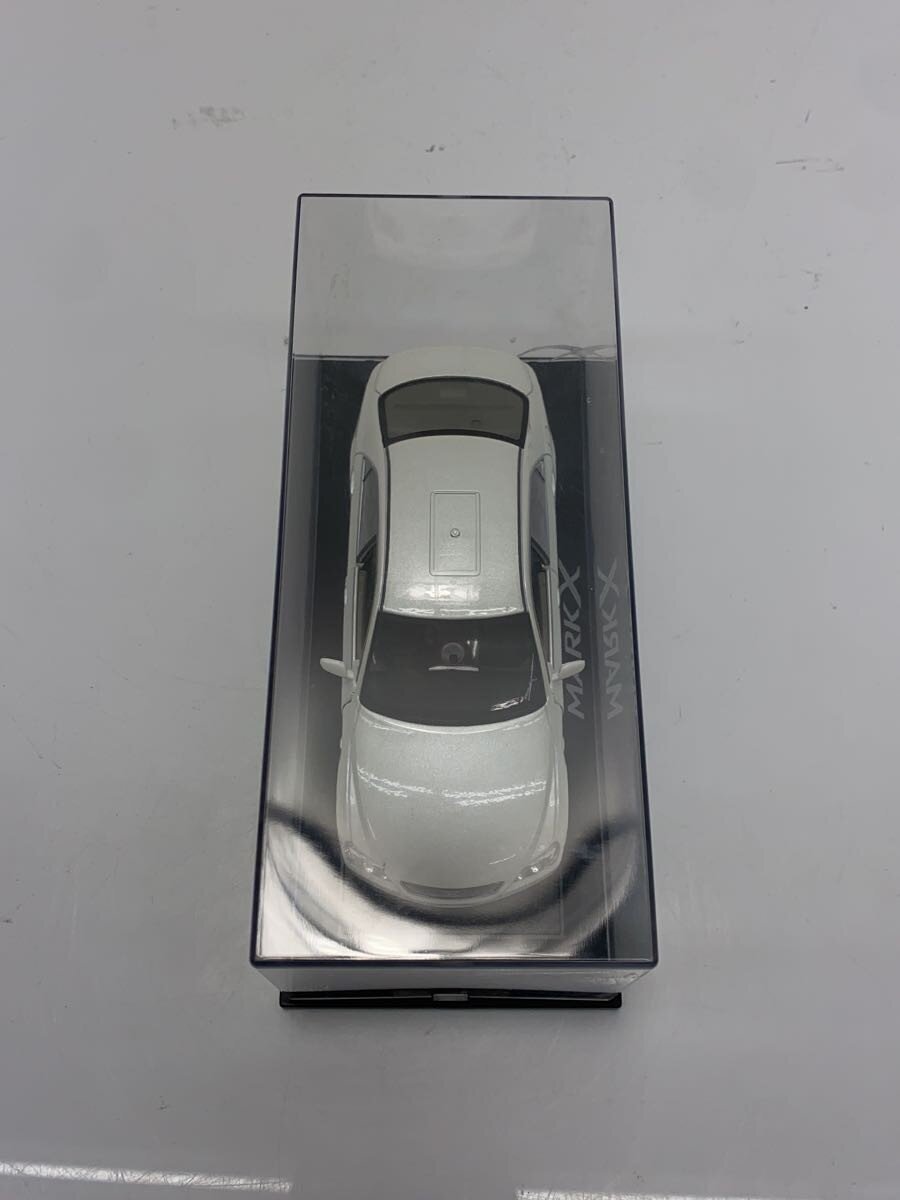 TOYOTA Mark X Mini Car (White)