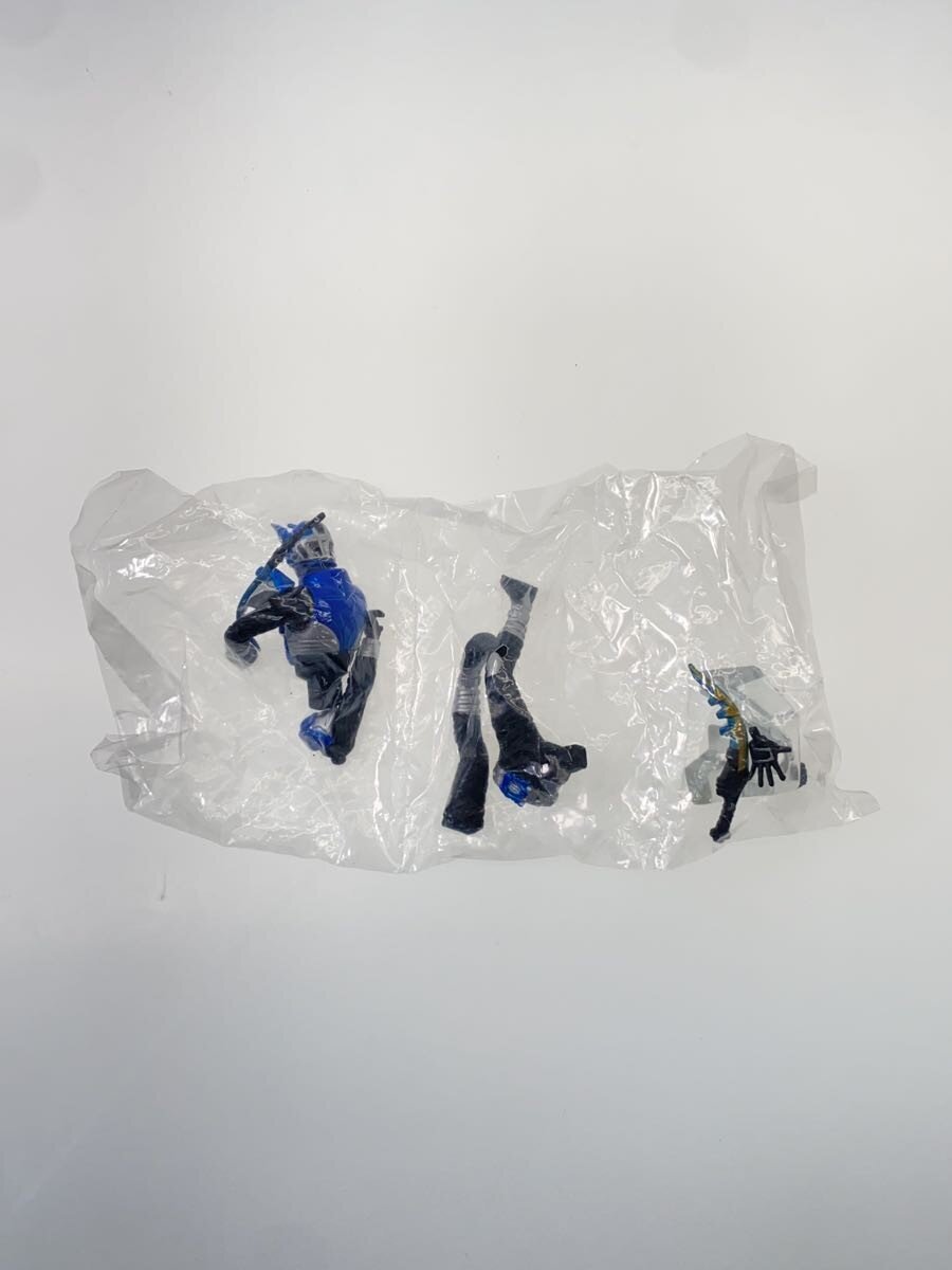 BANDAI Ultimate Solid Kamen Rider Kabuto (3-piece set)