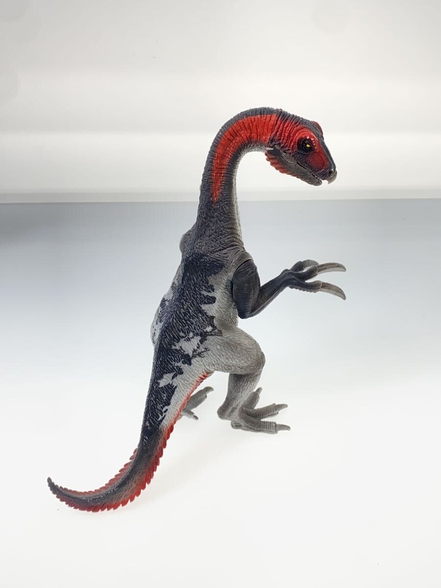 Assorted Dinosaur Figures (Various Brands)