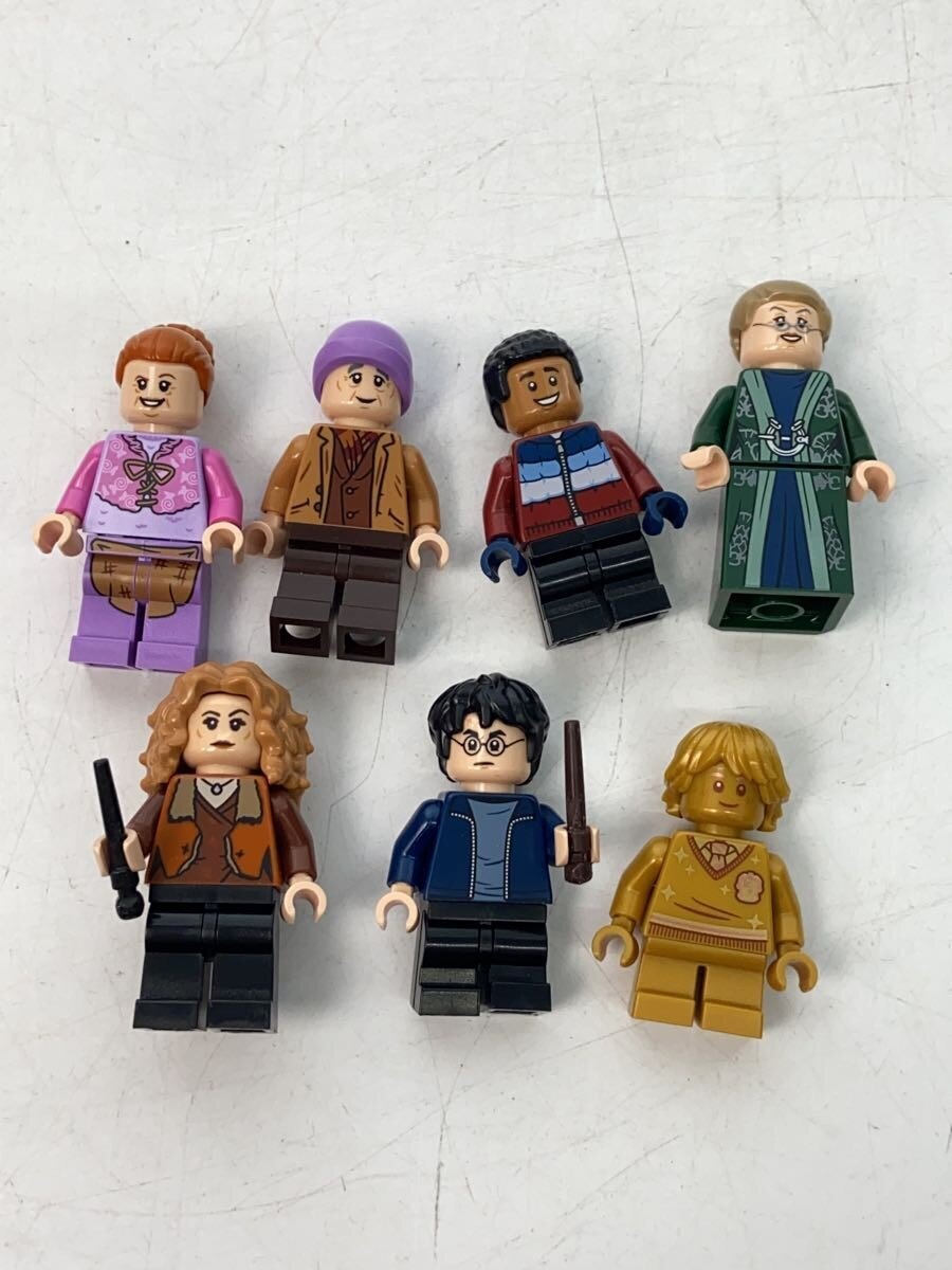 LEGO Harry Potter Hogsmeade Village (76388)