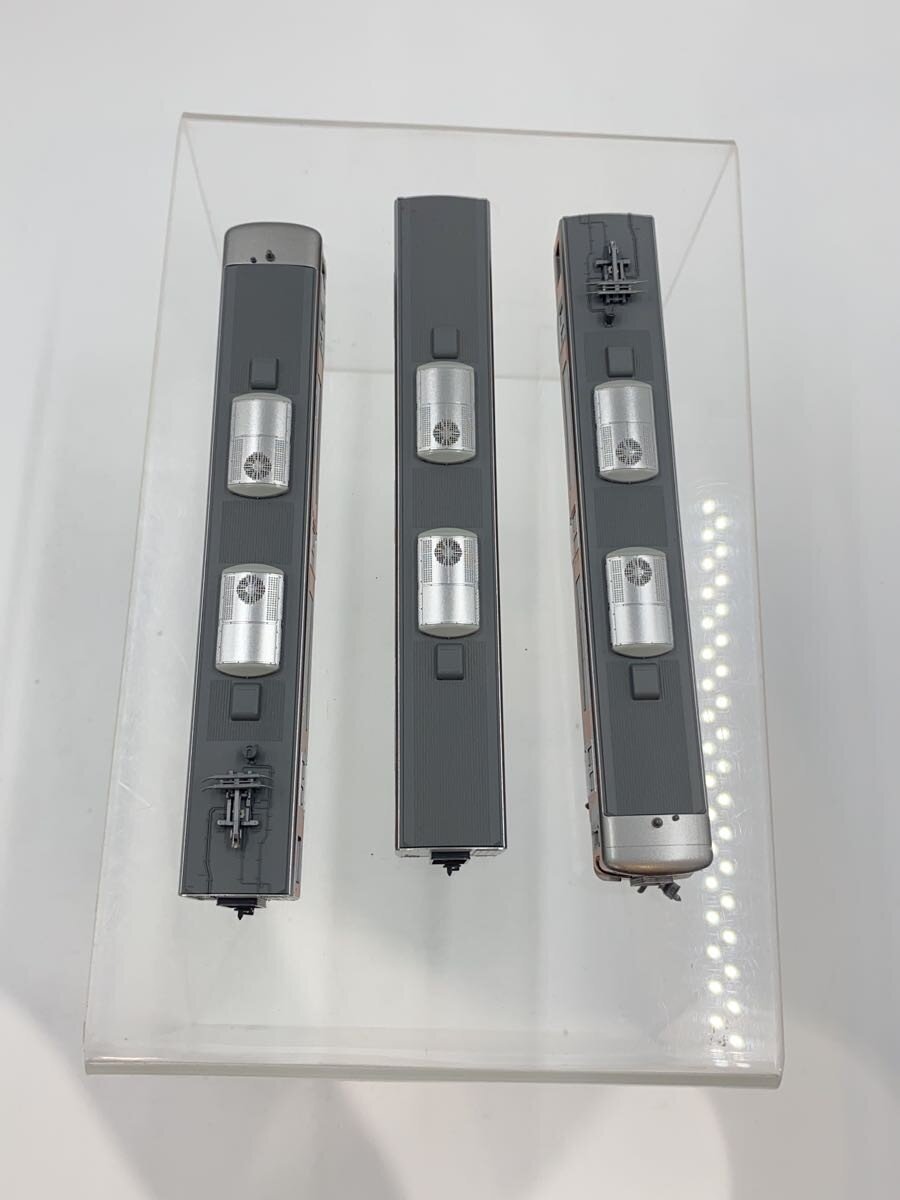 KATO N Gauge 313 Series 8000 (Tokaido Main Line) 3-Car Set 10-1749