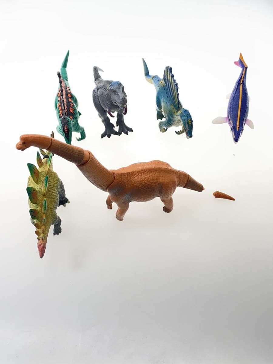 Assorted Figures (Other Brands, Ania)