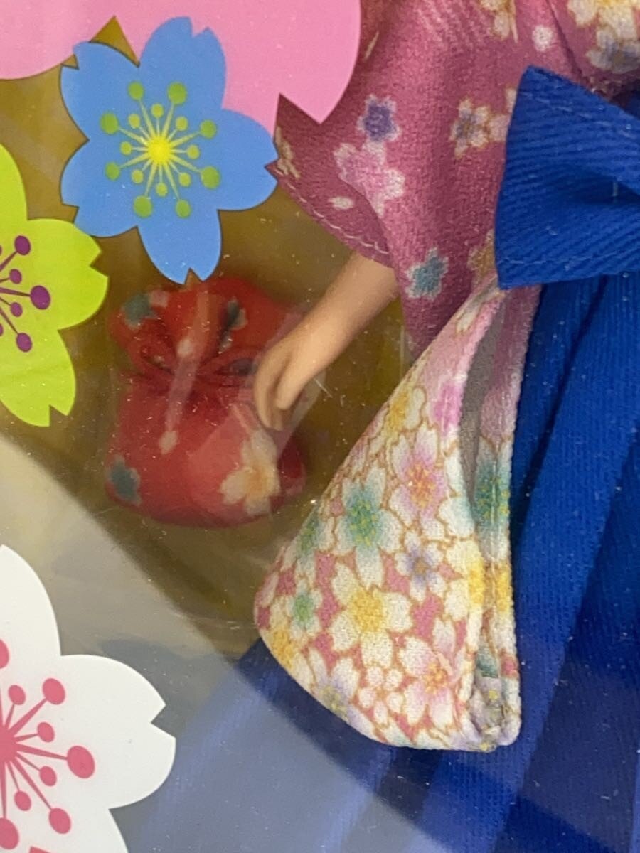 TAKARA TOMY Girl Doll