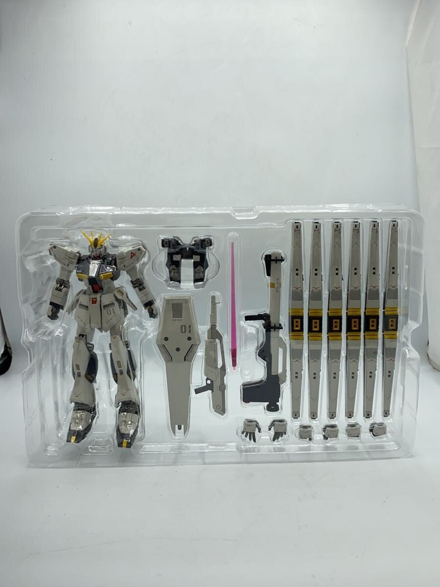 BANDAI SPIRITS ν Gundam (Double Fin Funnel) Figure