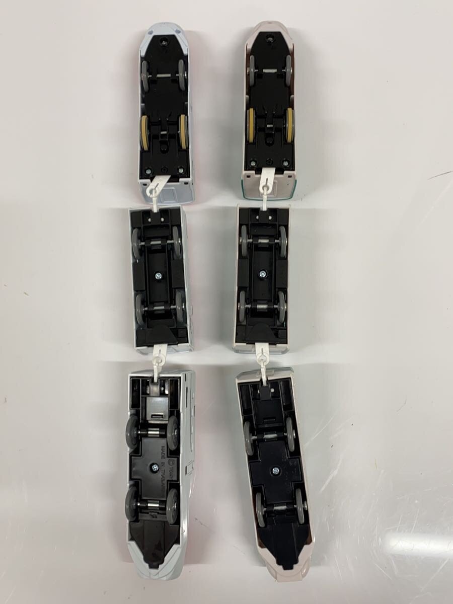TAKARA TOMY Plarail E5 Series & E6 Series Shinkansen Coupling Set