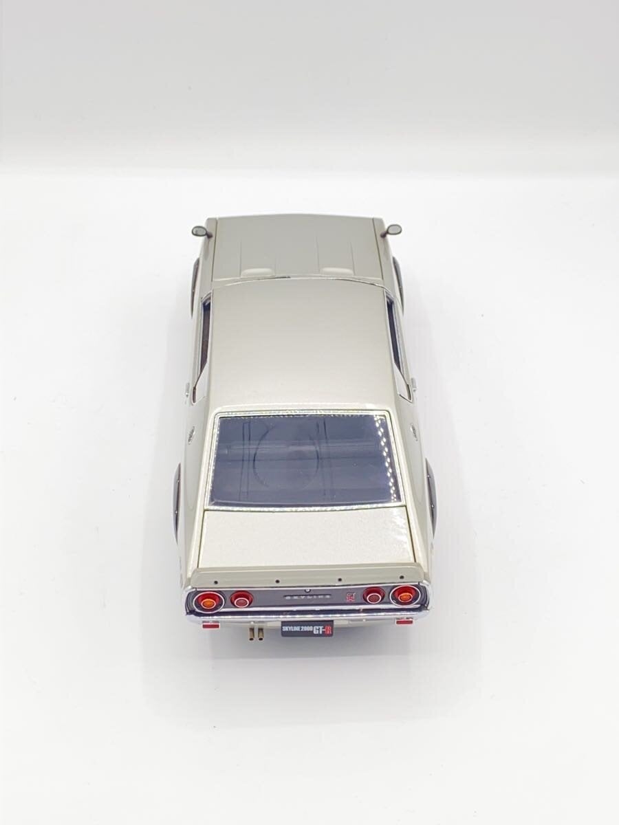 KYOSHO Nissan Skyline 2000GT-R KPGC110 1/18 (SLV 08254S)