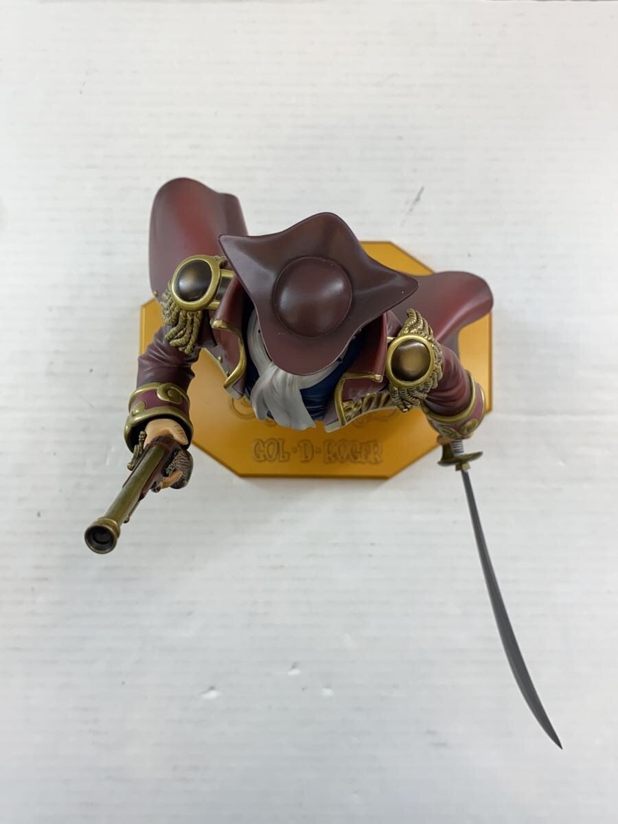 Mega House Figure (Comic & Anime)