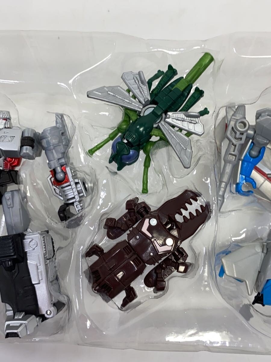 TAKARA TOMY TG-28 Megatron & Starscream - Transformers Generations