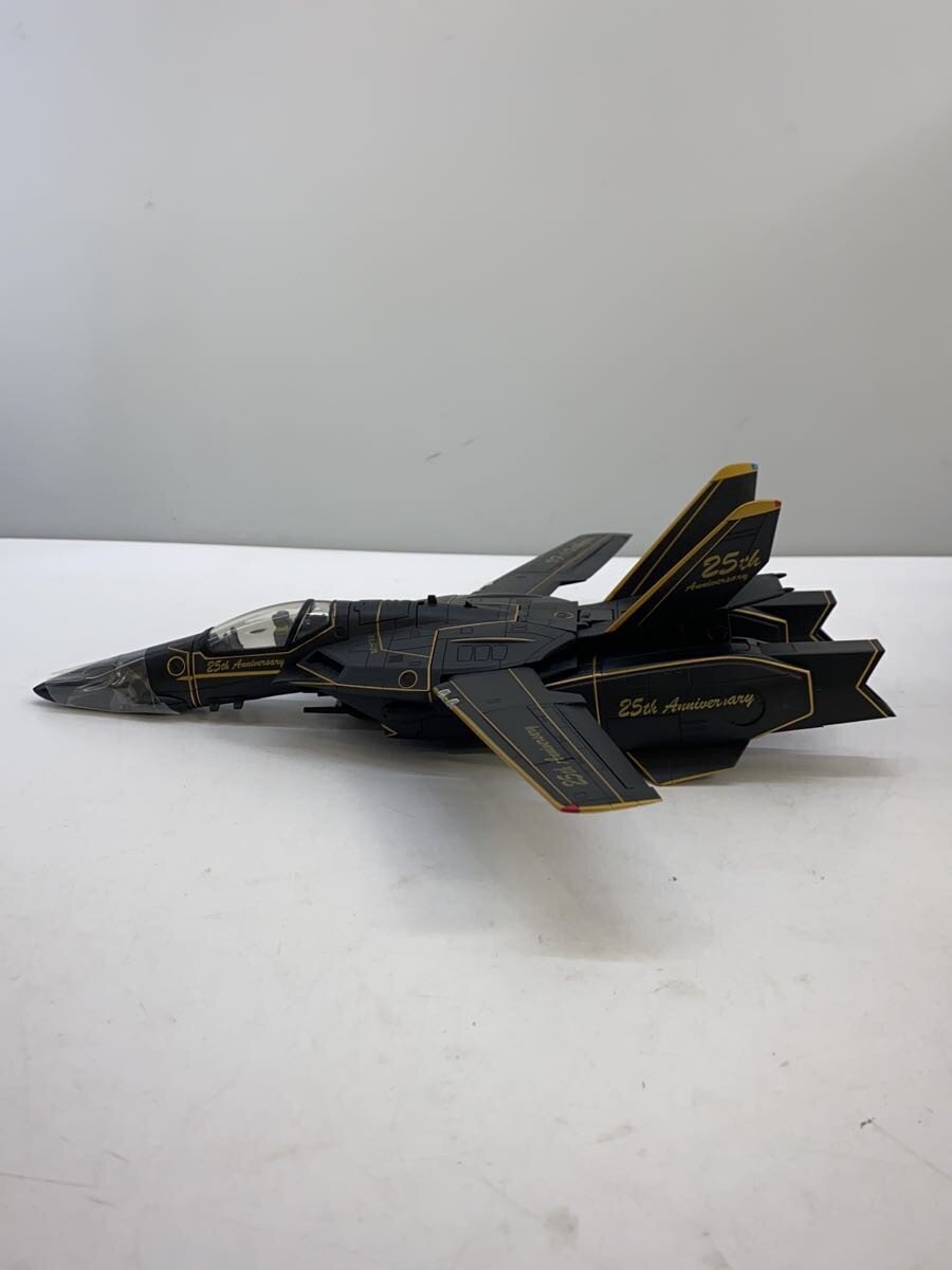 Other Brand Super Dimension Fortress Macross VF-1S Perfect Transforming 25th Anniversary Model (Yamato)