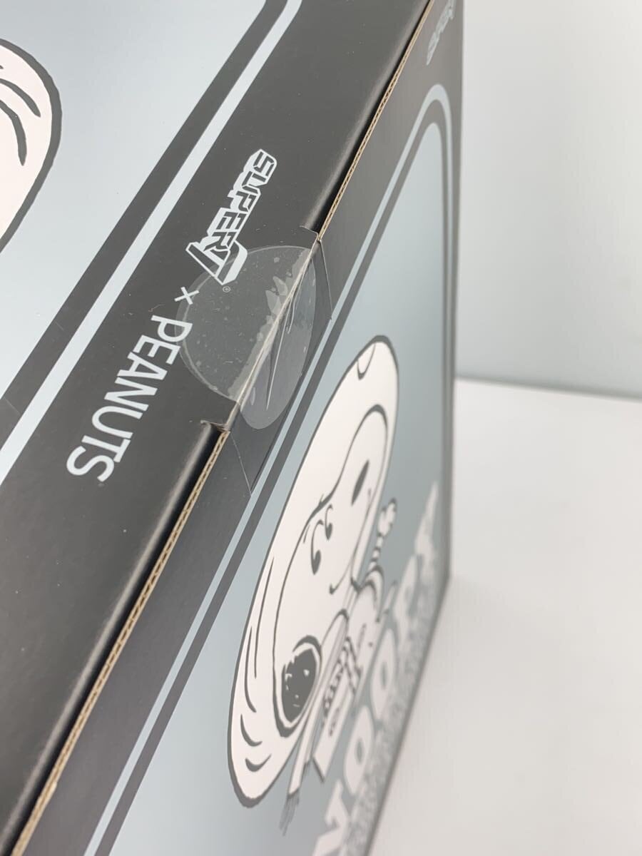 ATMOS SNOOPY Figure (atmos limited 150) Silver Spacesuit