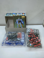 BANDAI Aura Battler Dunbine 1/35 Master Grade Plastic Model Kit