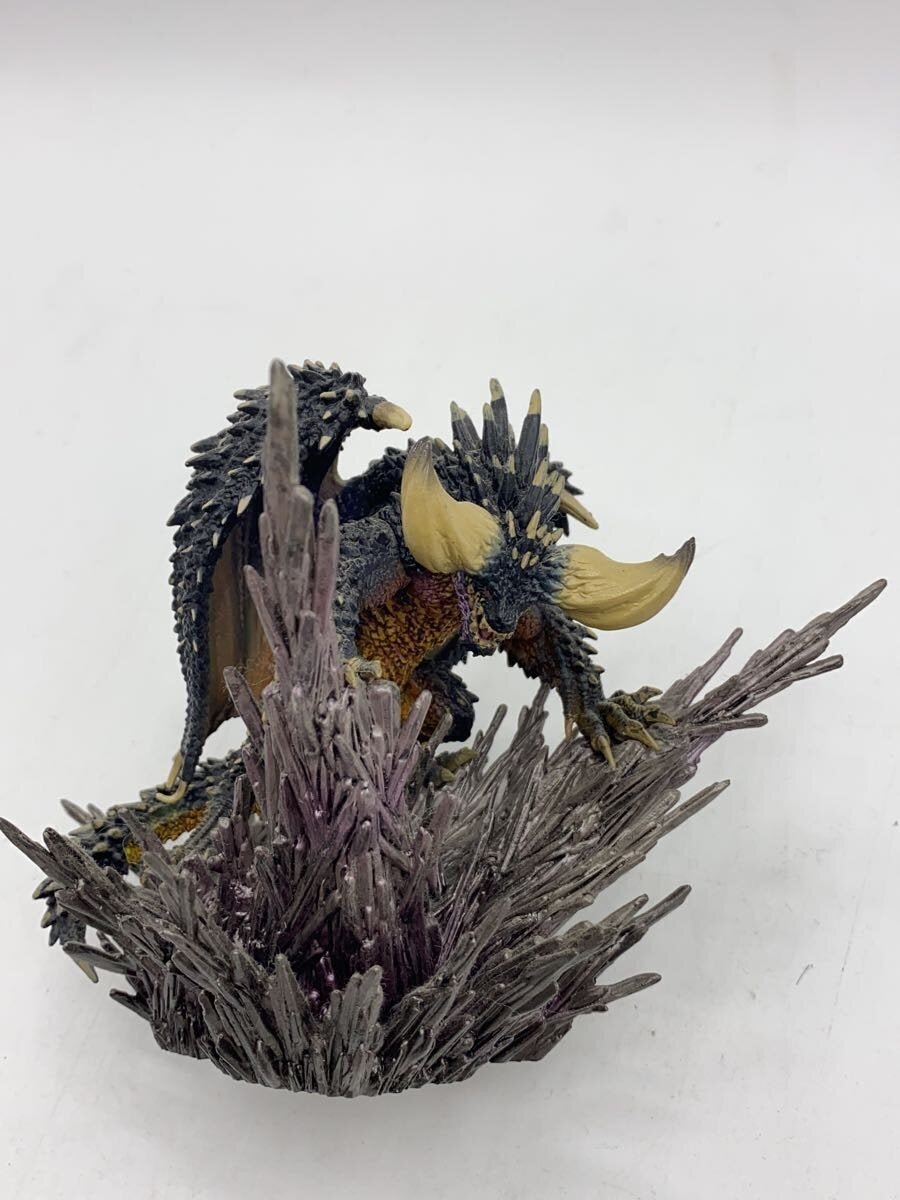 CAPCOM Figure