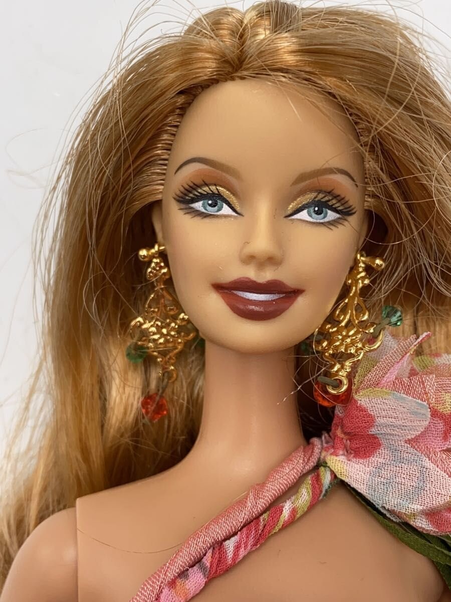 Mattel International Figure