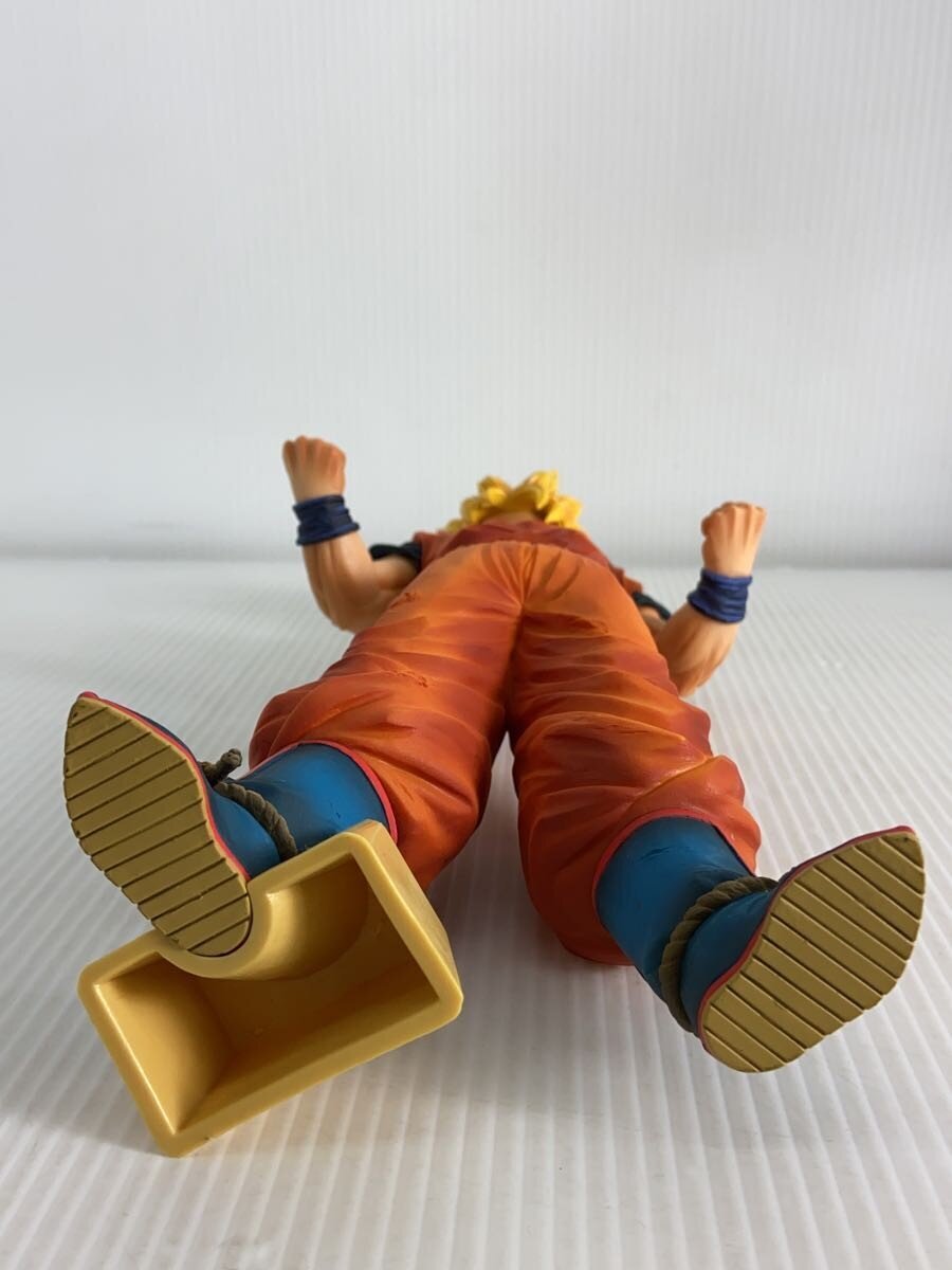 Other Brand Son Goku Figure (No Box)